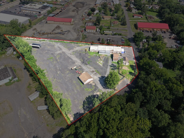 2705 Old Rodgers Rd, Bristol, PA for lease - Building Photo - Image 2 of 13