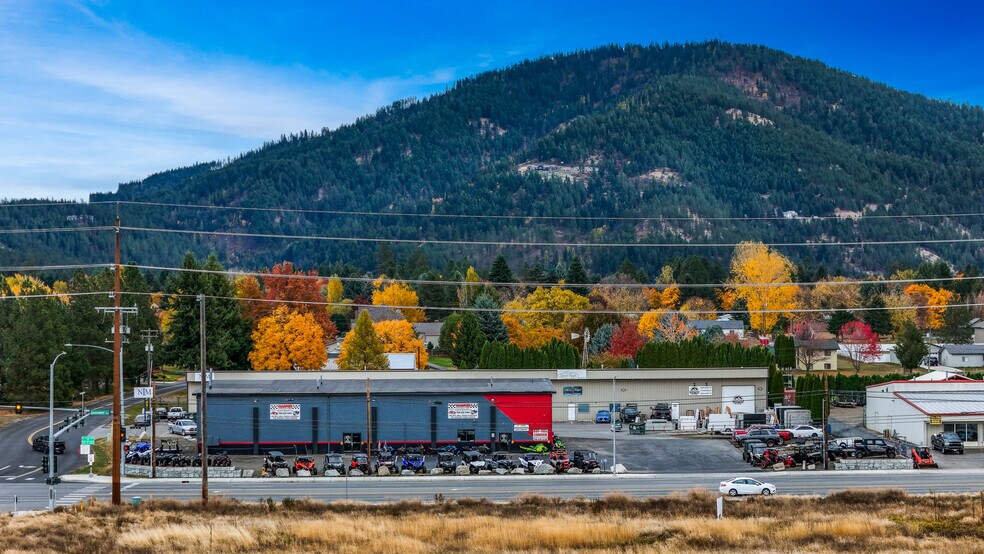 7168 N Government Way, Dalton Gardens, ID à vendre - Photo du bâtiment - Image 2 de 60