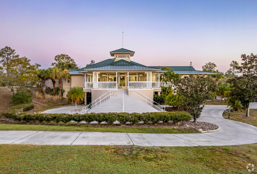 7310 Tara Preserve Ln, Bradenton, FL for lease - Primary Photo - Image 1 of 10