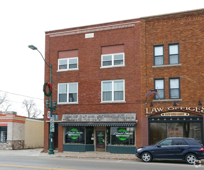 952 Main St, Antioch, IL for lease - Building Photo - Image 2 of 3