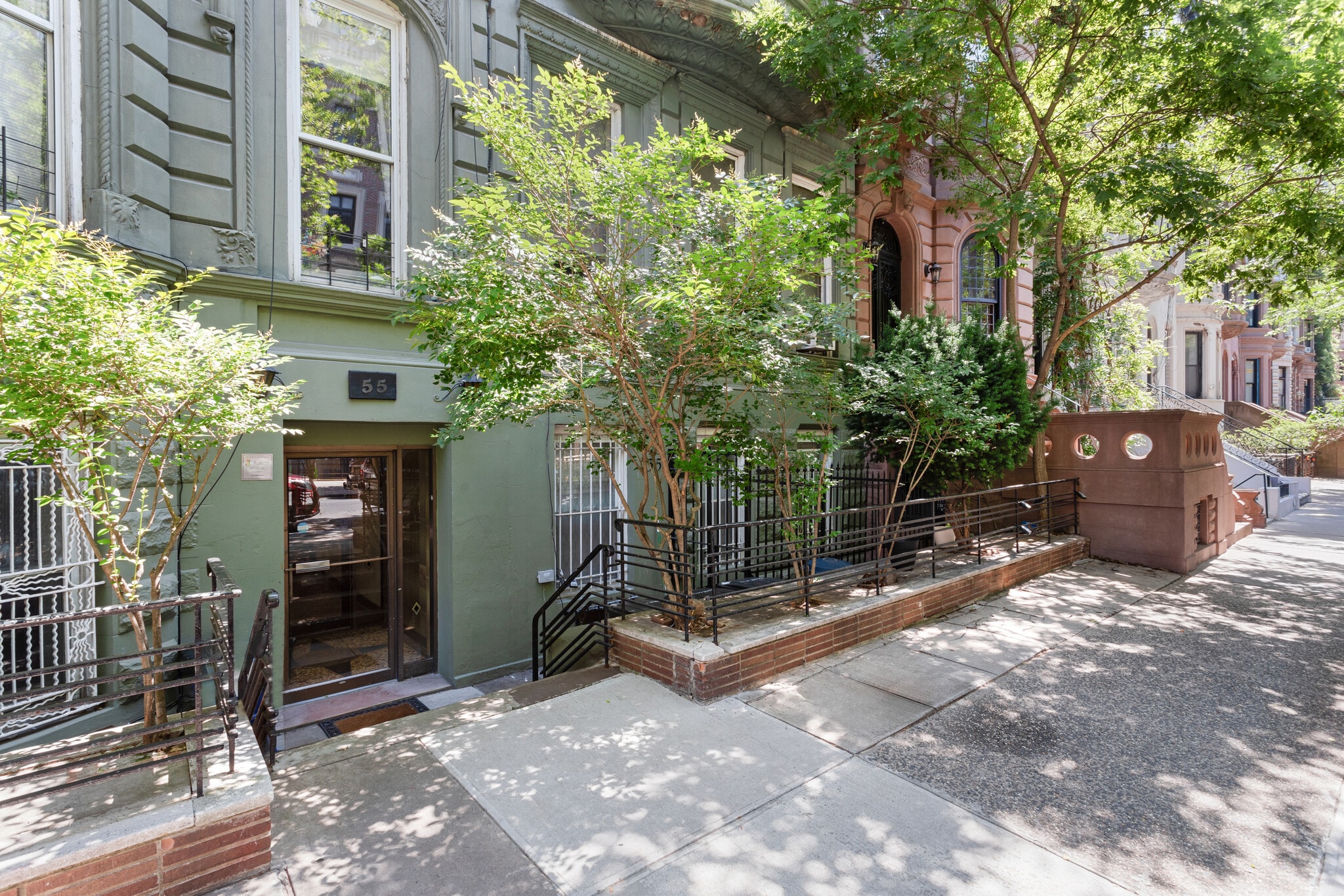 55 W 74th St, New York, NY for lease Building Photo- Image 1 of 8