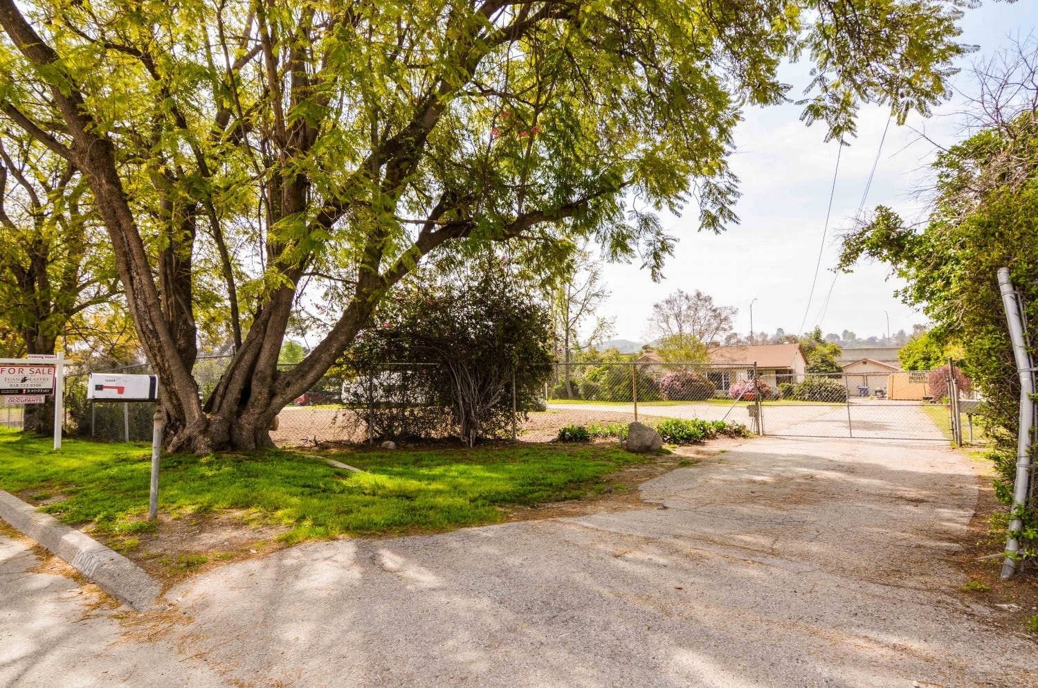 10404 Foothill Blvd, Sylmar, CA for sale Primary Photo- Image 1 of 49