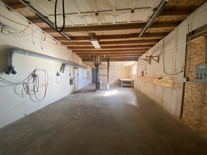 1512 State Highway 230, Laramie, WY à vendre - Photo du bâtiment - Image 2 de 42