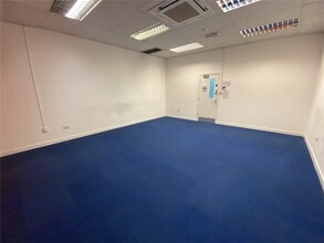 25-27 Westgate, Dewsbury for lease Interior Photo- Image 2 of 5