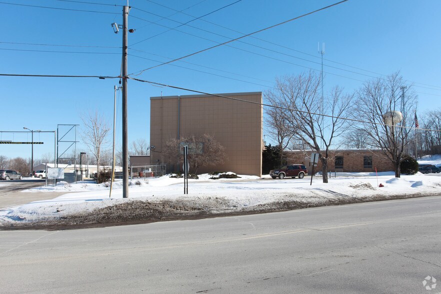 5505 Cr-19, Shorewood, MN à louer - Photo du bâtiment - Image 2 de 2