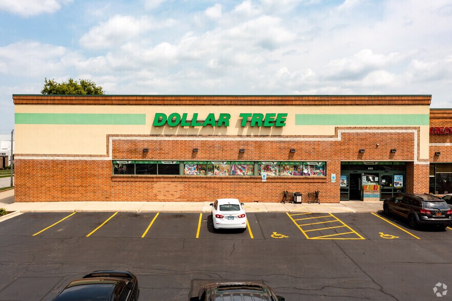 943-955 N McLean Blvd, Elgin, IL à louer - Photo du bâtiment - Image 2 de 26