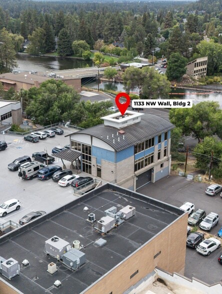 1133 NW Wall St, Bend, OR for lease - Building Photo - Image 3 of 12