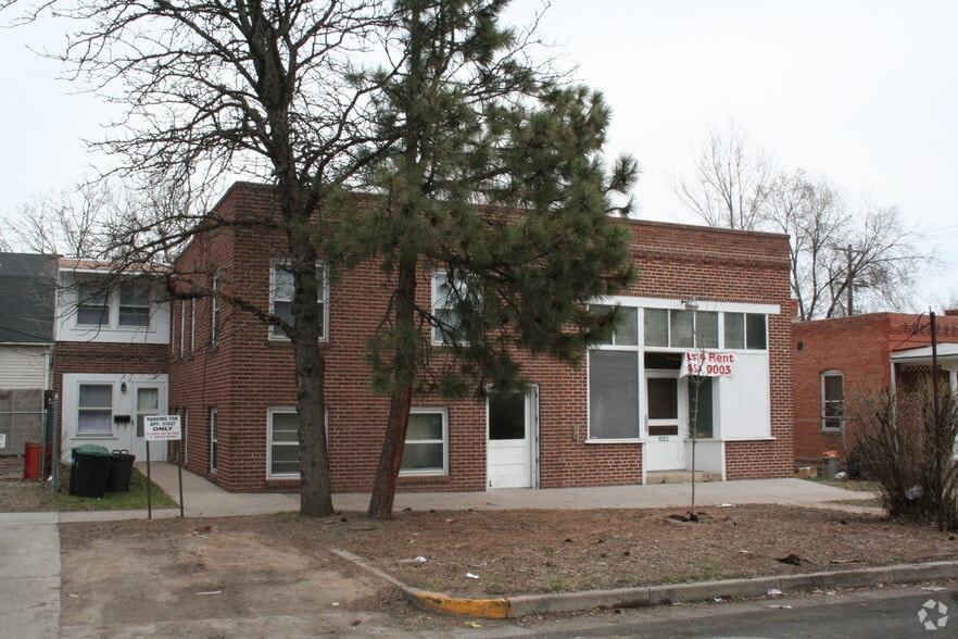 Pueblo 9 portfolio of 8 properties for sale on LoopNet.ca - Primary Photo - Image 1 of 1