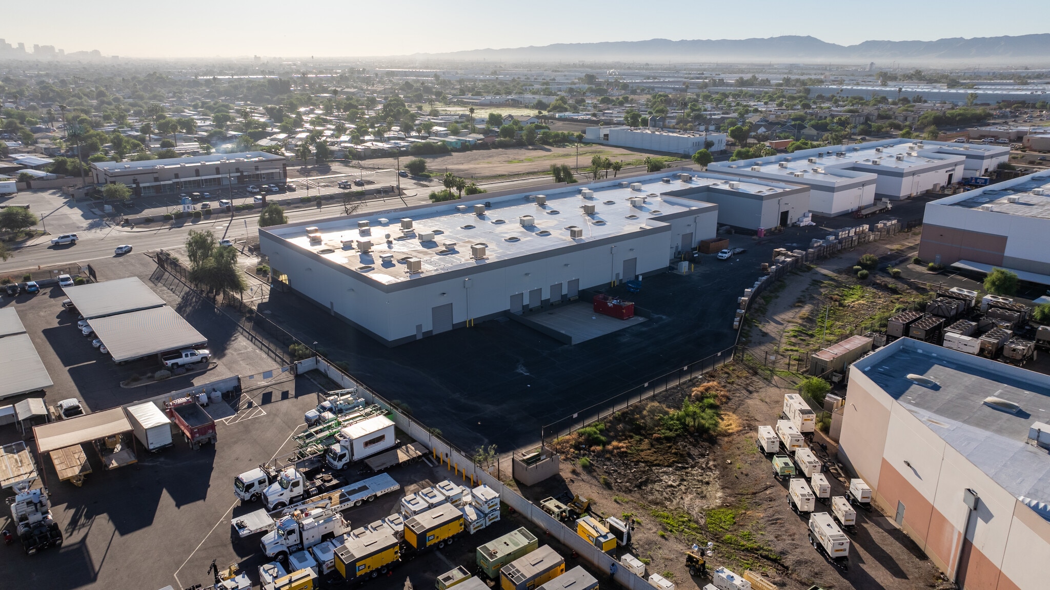 640 N 43rd Ave, Phoenix, AZ for lease Primary Photo- Image 1 of 8