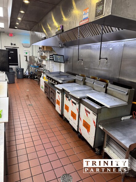 5505 Old Forest Dr, Columbia, SC à louer - Photo intérieure - Image 2 de 6