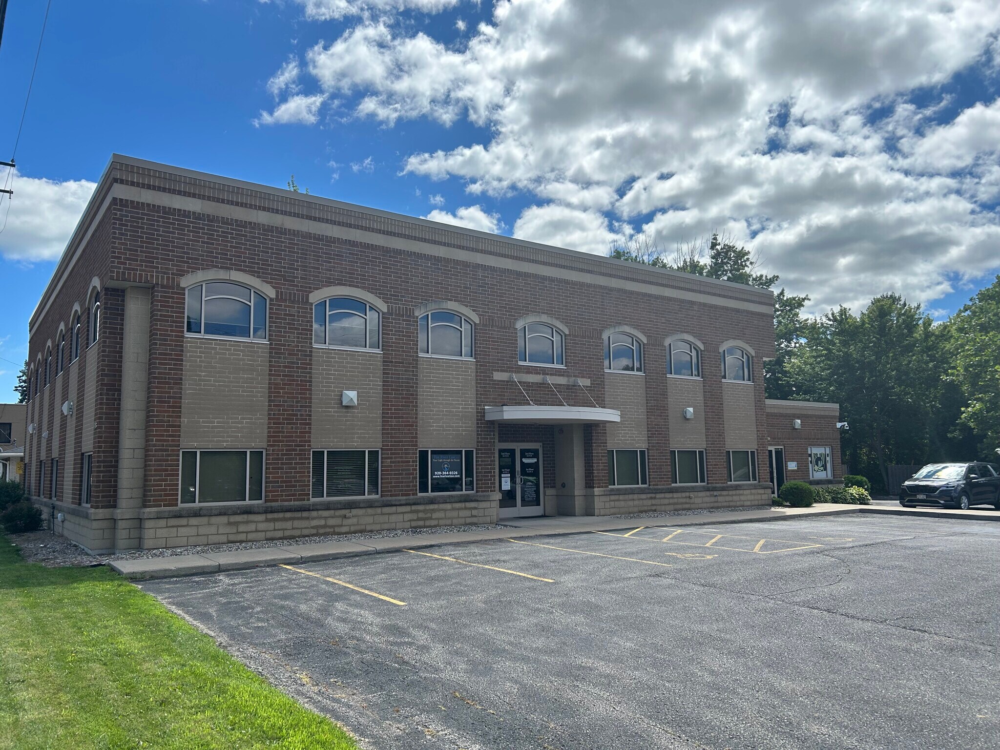 1703 S Oneida St, Appleton, WI à vendre Photo du bâtiment- Image 1 de 1