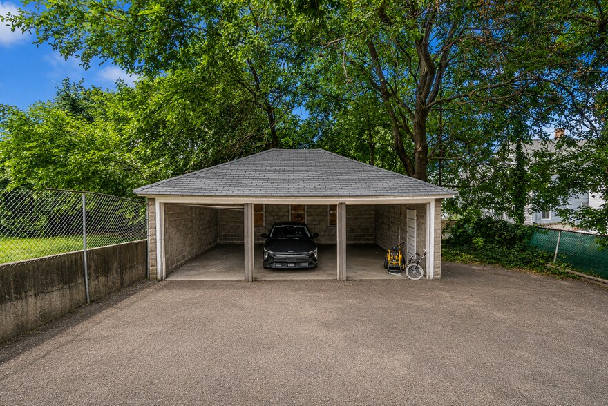 Noble Ave Portfolio portefeuille de 1 propriétés à vendre sur LoopNet.ca - Photo du bâtiment - Image 3 de 8