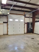 5665 E US Route 36, Decatur, IL à louer Photo intérieure- Image 2 de 2