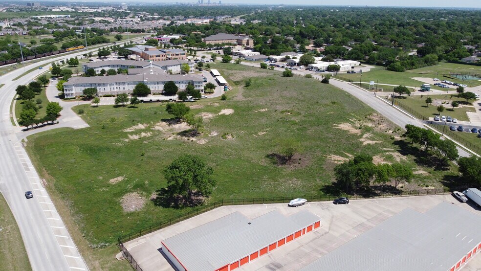 6700 Dan Danciger rd, Fort Worth, TX à vendre - Photo du bâtiment - Image 2 de 5
