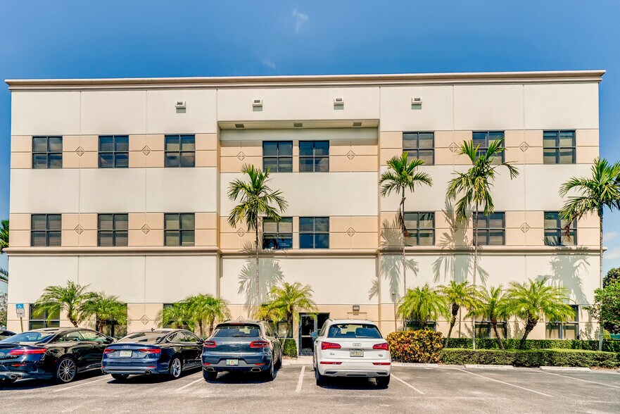 2960 N State Road 7, Margate, FL à louer - Photo du bâtiment - Image 2 de 3