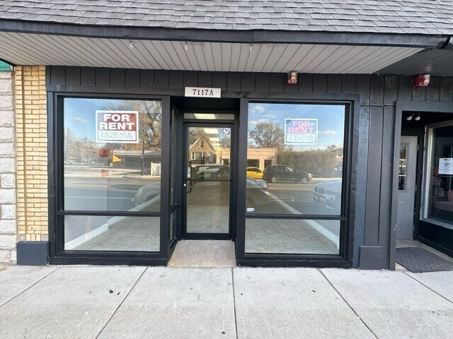 7117-7119 Roosevelt Rd, Berwyn, IL à louer Photo principale- Image 1 de 17