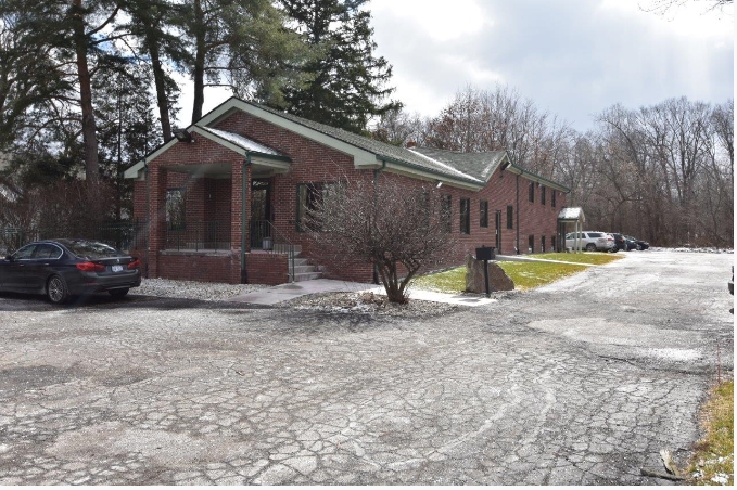 1374 E West Maple Dr, Walled Lake, MI for sale Building Photo- Image 1 of 5