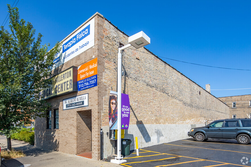 2810 W Fullerton Ave, Chicago, IL for sale - Primary Photo - Image 1 of 1