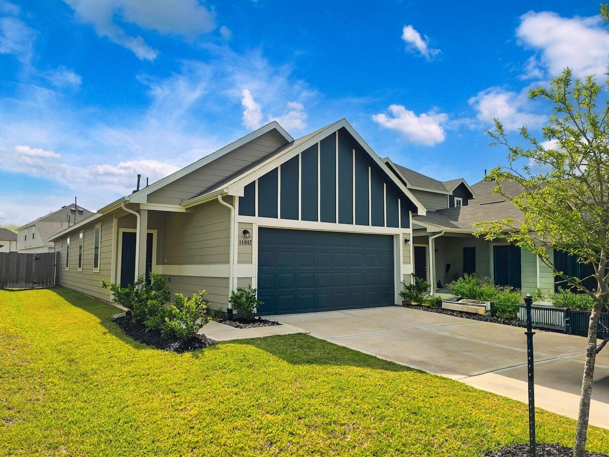 14042 Chinook Dr, Conroe, TX à vendre Photo principale- Image 1 de 2