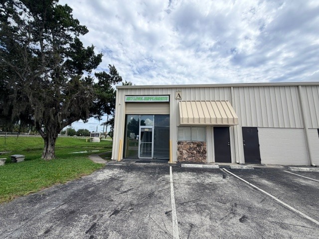 1725 S Nova Rd, Daytona Beach, FL 32119 - Unité A 6,7,8 - - Photo intérieure - Image 2 of 11