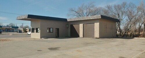 Plus de détails pour 4435 NW 63rd St, Oklahoma City, OK - Commerce de détail à vendre