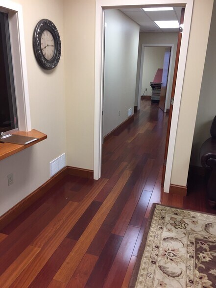 101-105 S Main St, Coopersburg, PA à louer - Photo intérieure - Image 3 de 8