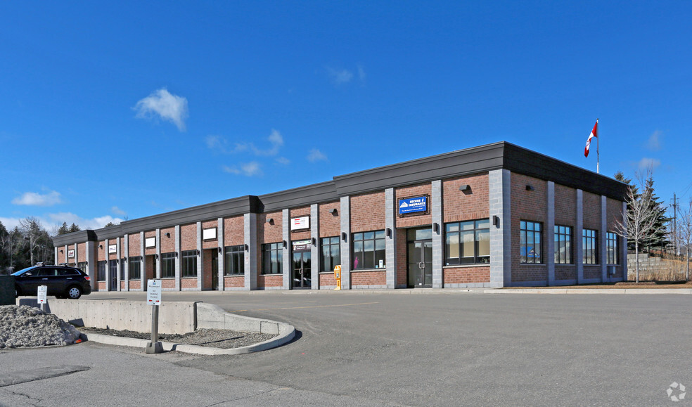 685 Riddell Rd, Orangeville, ON for lease - Building Photo - Image 2 of 4