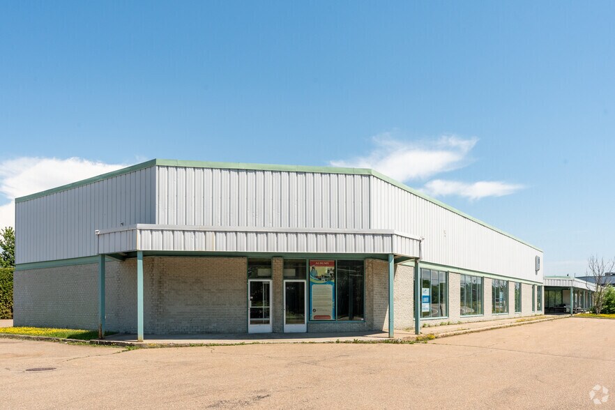 4780 Rue Saint-Félix, Saint-augustin-de-desmaures, QC for lease - Building Photo - Image 2 of 3