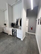 100 Gosling Way, Summerville, SC for lease Interior Photo- Image 2 of 7