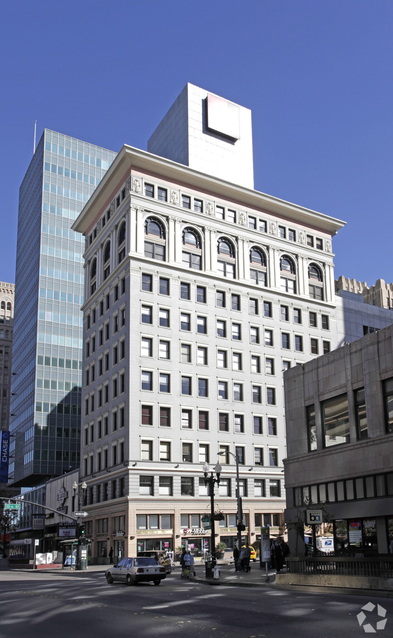 1300 Broadway, Oakland, CA à louer Photo du bâtiment- Image 1 de 5