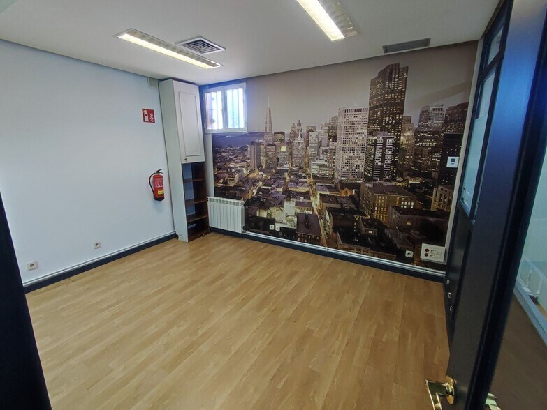 Commerce de détail dans Valladolid à louer - Photo intérieure - Image 2 de 29