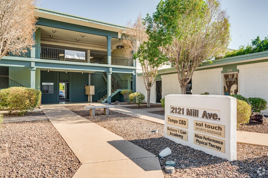 2121 S Mill Ave, Tempe, AZ à vendre - Photo du bâtiment - Image 2 de 26