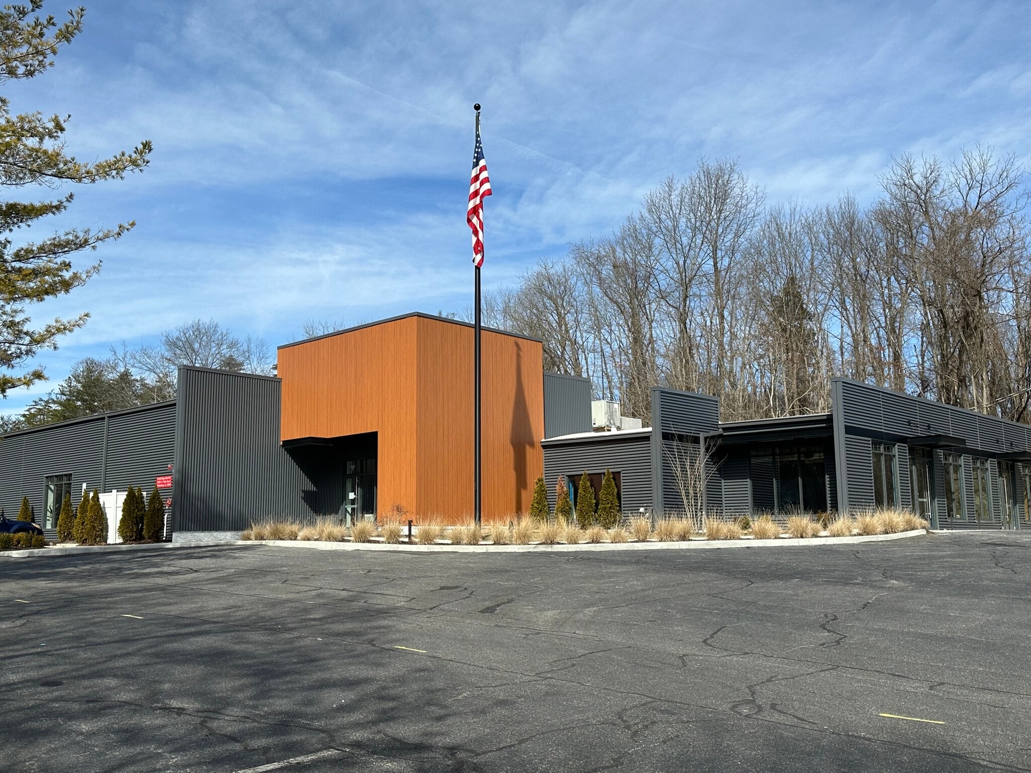 2200 S Main St, Blacksburg, VA for lease Primary Photo- Image 1 of 3