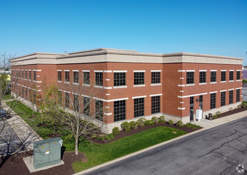 10801 N Michigan Rd, Zionsville, IN à louer - Photo du bâtiment - Image 2 de 4