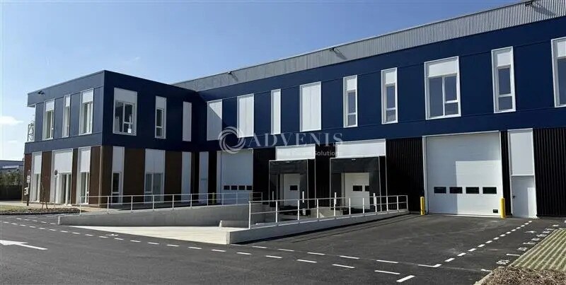 Flex in Moissy-Cramayel for lease Building Photo- Image 1 of 13