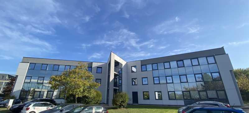 Bureau dans Écully à louer Photo du bâtiment- Image 1 de 8