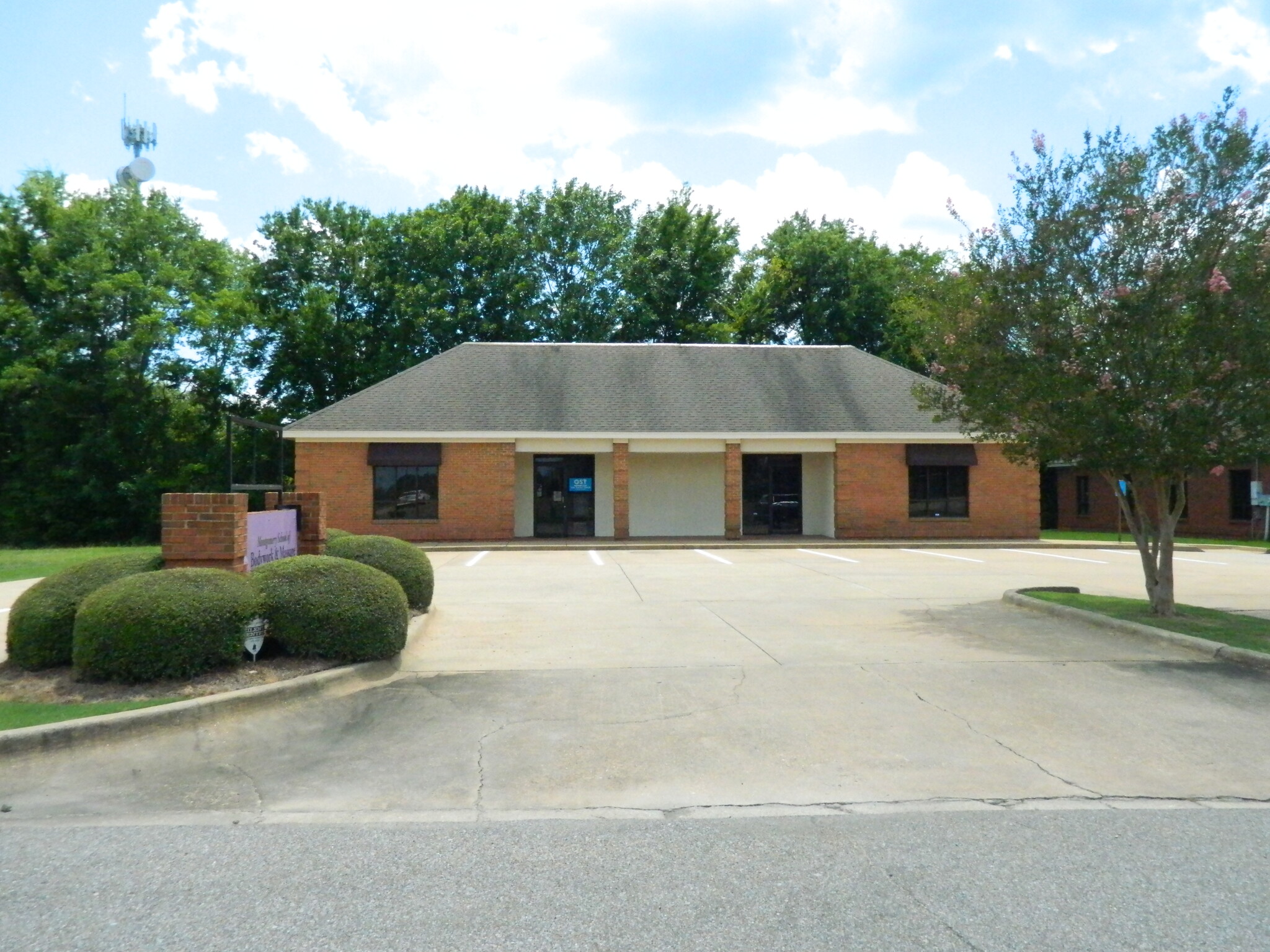 6765 Taylor Cir, Montgomery, AL for sale Building Photo- Image 1 of 1