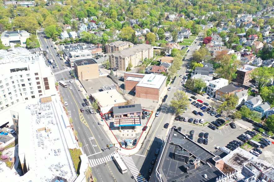 651 Bloomfield Ave, Montclair, NJ for lease - Primary Photo - Image 1 of 1