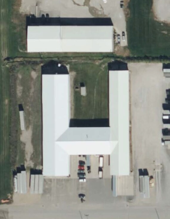 3350 Park Dr, Owatonna, MN à louer Photo principale- Image 1 de 2