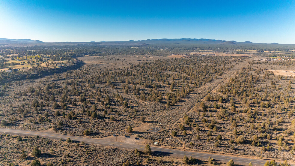 61200 SE 27th St, Bend, OR for sale - Aerial - Image 2 of 8