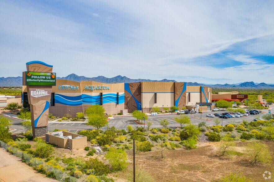 Via De Ventura & 101, Scottsdale, AZ à louer - Photo du bâtiment - Image 2 de 18