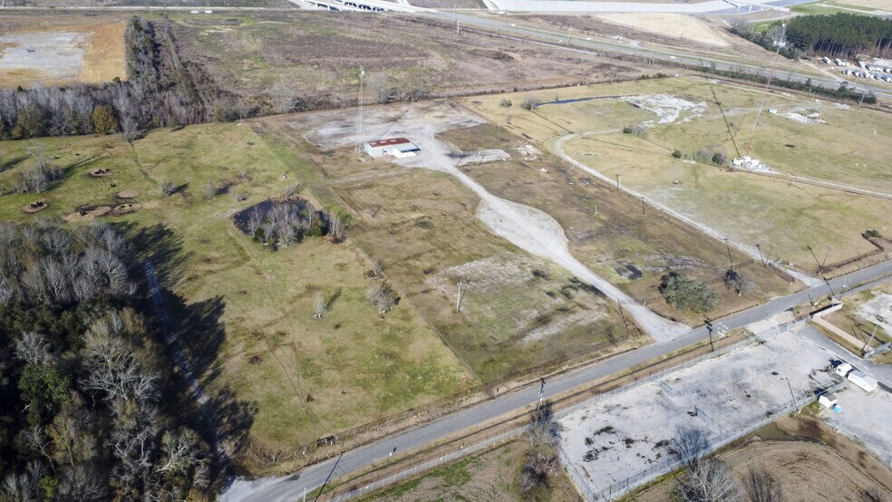 138 W Irene Rd, Zachary, LA à vendre - Photo du bâtiment - Image 1 de 10