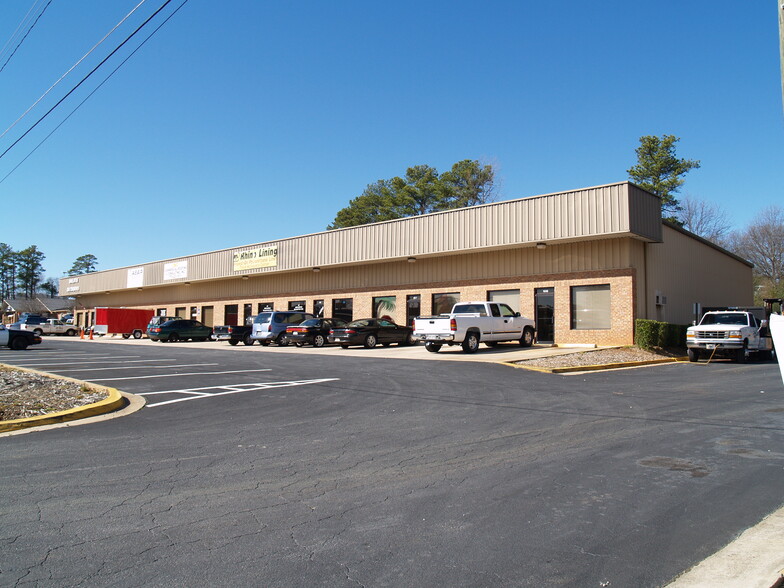 3562 Buford Hwy, Duluth, GA à louer - Photo du bâtiment - Image 1 de 3