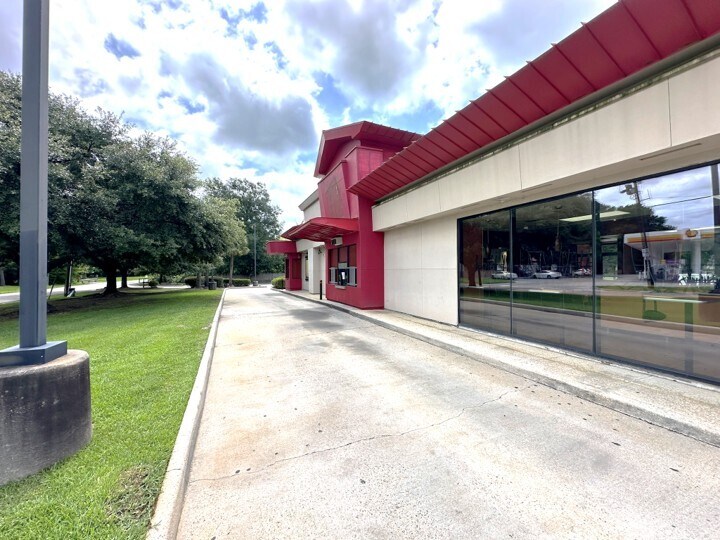11682 Plank Rd, Baton Rouge, LA à louer - Photo du bâtiment - Image 3 de 10