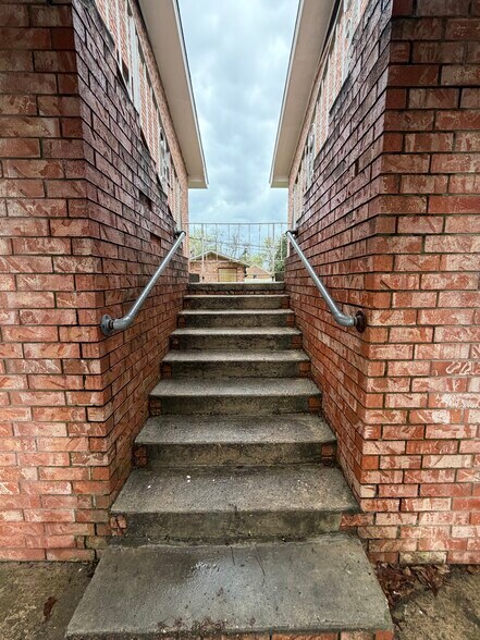 318 E Purdon St, England, AR à vendre - Photo du bâtiment - Image 2 de 5