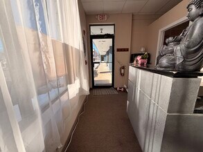 155 Park Ave, Cranston, RI for lease Interior Photo- Image 2 of 12