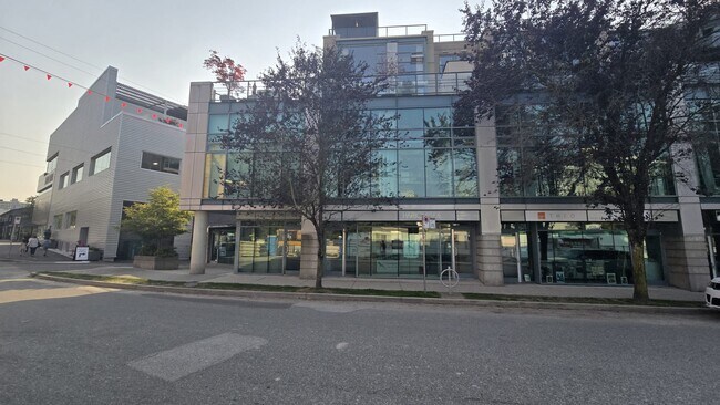 More details for 1701-1721 Fir St, Vancouver, BC - Office for Lease