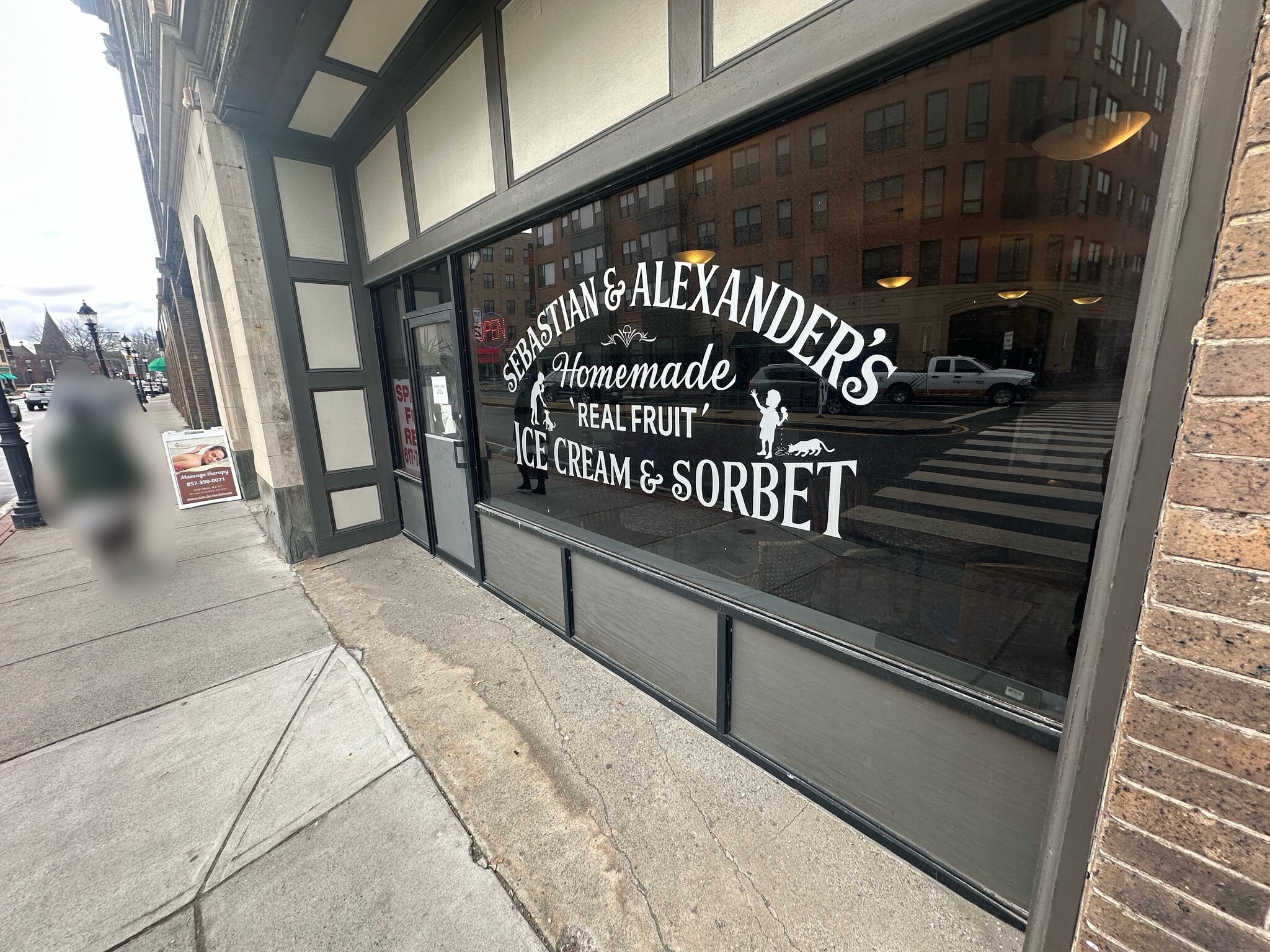 677-685 Main St, Waltham, MA for lease Building Photo- Image 1 of 3