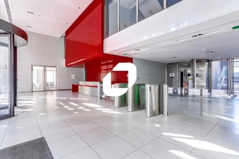 15-21 Rue Louis Lejeune, Montrouge à louer - Photo du bâtiment - Image 2 de 25