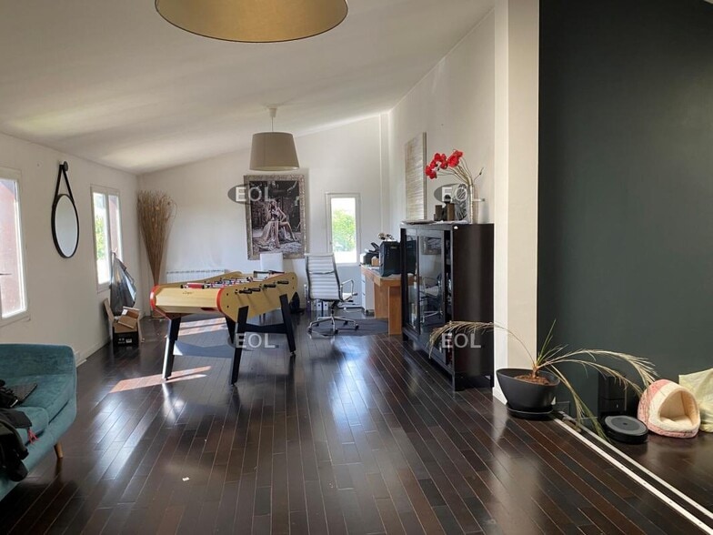 Flex in Gretz-Armainvilliers for sale - Interior Photo - Image 3 of 10